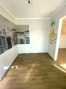 Продается 3-комн. квартира, 42 м²