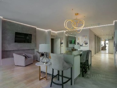 Продается 3-комн. квартира, 140 м²