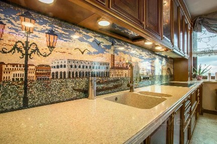 Продается 3-комн. квартира, 106,7 м²