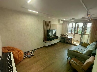 Продается 3-комн. квартира, 71 м²