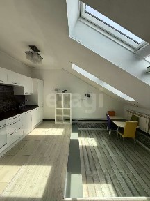 Продаются 2-комн. апартаменты, 84,2 м²