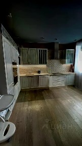 Продается 4-комн. квартира, 144,5 м²
