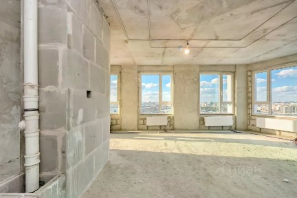 Продается 5-комн. квартира, 138 м²