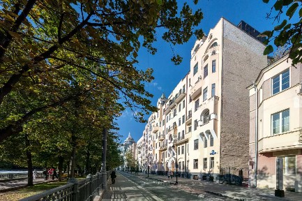 Продается 5-комн. квартира, 122,8 м²