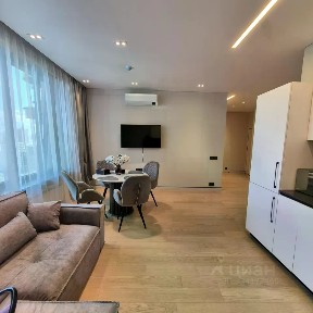 Продается 4-комн. квартира, 90 м²