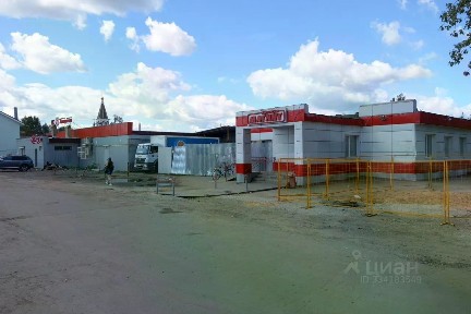 Продается торговая площадь, 569 м²