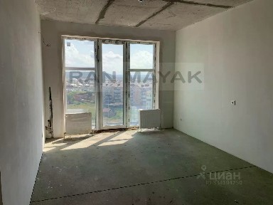 Продается 2-комн. квартира, 76,6 м²