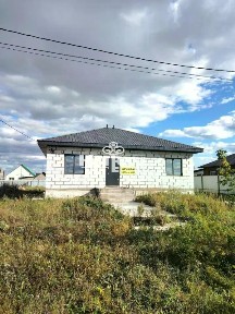 Продается 1-этажный дом, 100 м²