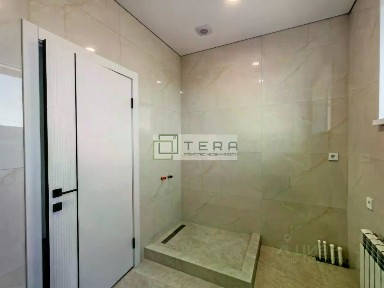 Продается 2-этажный дом, 130 м²