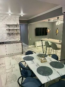 Продается 2-комн. квартира, 65 м²