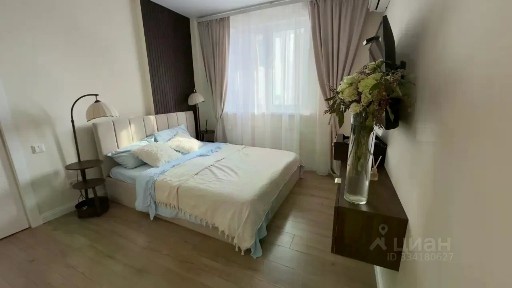 Продается 1-комн. квартира, 42 м²