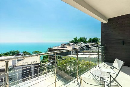 Продается 2-комн. квартира, 106,3 м²