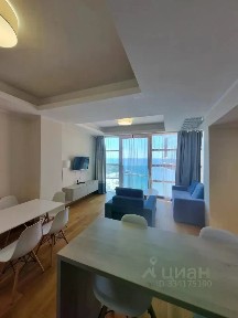 Продается 2-комн. квартира, 74 м²