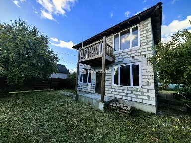 Продается 2-этажный дом, 108 м²