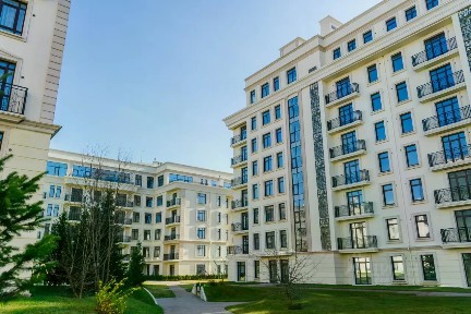 Продается 2-комн. квартира, 102,7 м²