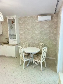 Продается 2-комн. квартира, 70 м²