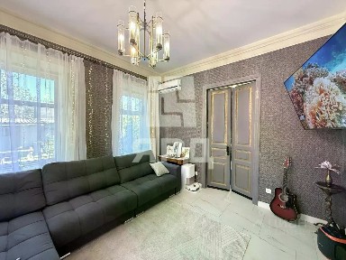 Продается 4-комн. квартира, 65,6 м²