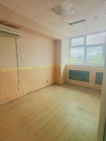 Продается здание, 1 300 м²