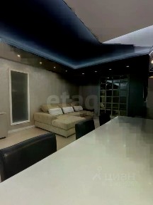 Продается 4-комн. квартира, 92,6 м²