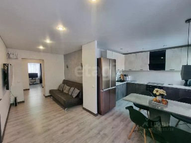 Продается 5-комн. квартира, 86,9 м²
