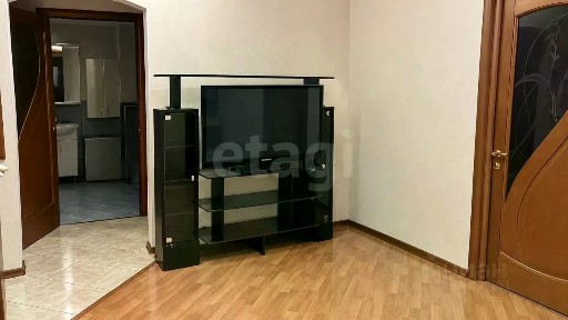Продается 2-комн. квартира, 72 м²