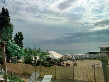Сдается 2-этажный дом, 270 м²