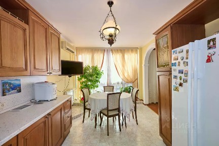 Продается 2-комн. квартира, 91,3 м²