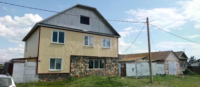 Продается 2-этажный дом, 188 м²