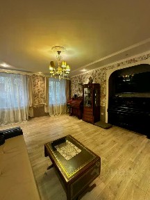 Продается 3-комн. квартира, 82 м²