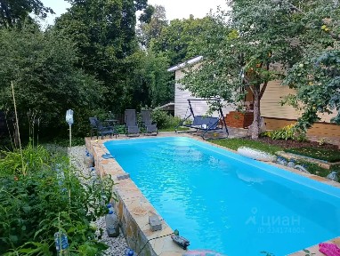Сдается 3-этажный дом, 170 м²