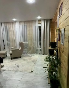 Продается 2-этажный дом, 180 м²