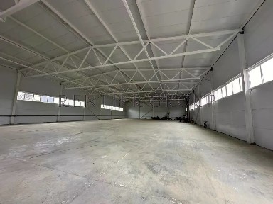 Сдается склад, 2 000 м²