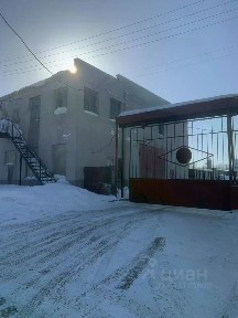 Сдается здание, 1 000 м²
