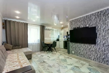 Продается 2-комн. квартира, 42,6 м²
