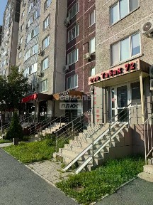 Продается торговая площадь, 90 м²