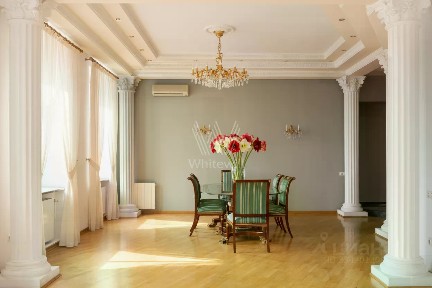 Сдается 5-комн. квартира, 202 м²