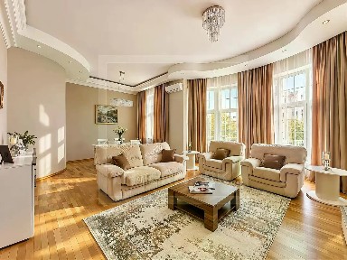 Сдается 5-комн. квартира, 164 м²