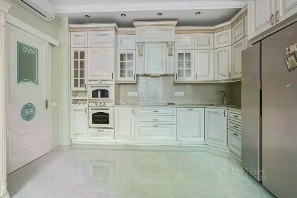Сдается 4-комн. квартира, 130 м²