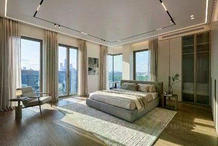 Сдается 4-комн. квартира, 130 м²
