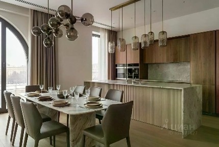 Сдается 3-комн. квартира, 180 м²