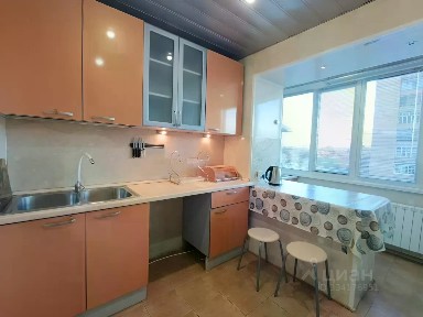 Сдается 2-комн. квартира, 65 м²