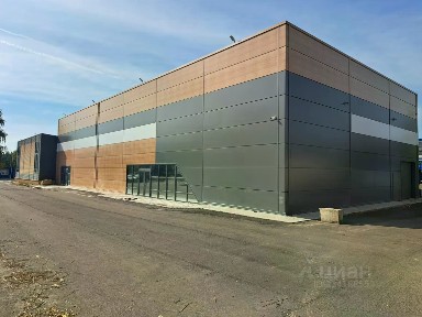 Сдается торговая площадь, 930 м²