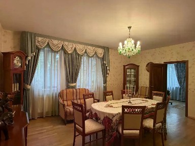 Продается 2-этажный дом, 476,5 м²