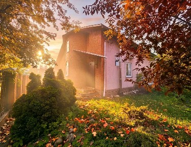 Продается 2-этажный дом, 211 м²