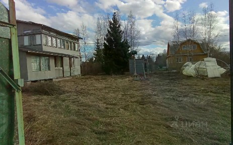 Продается 2-этажный дом, 100 м²