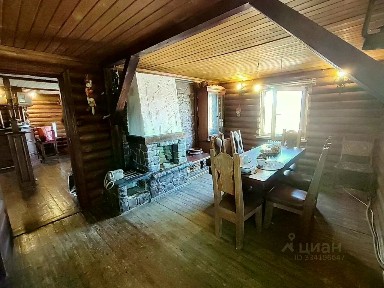 Продается 3-этажный дом, 250 м²