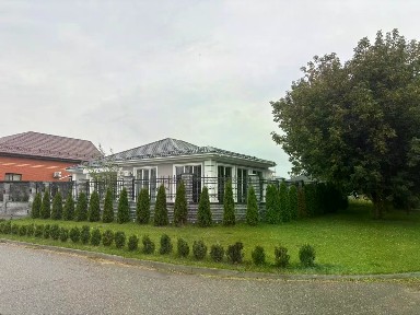 Сдается 1-этажный дом, 200 м²