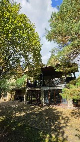 Сдается 3-этажный коттедж, 400 м²