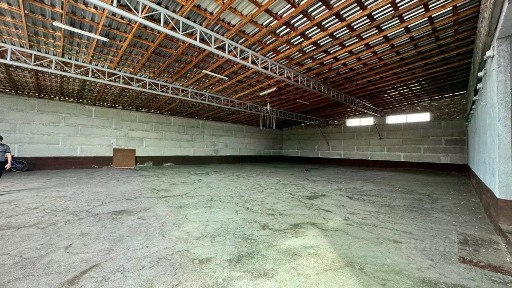 Продается здание, 800 м²