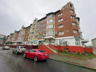 Продается 3-комн. квартира, 124 м²
